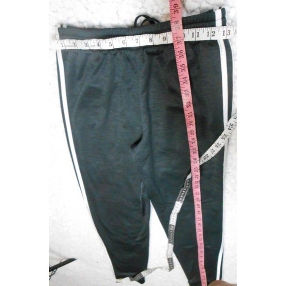 Adidas Youth Large (14-16) gray with white strips jogger sweatpants with pockets - Picture 3 of 8